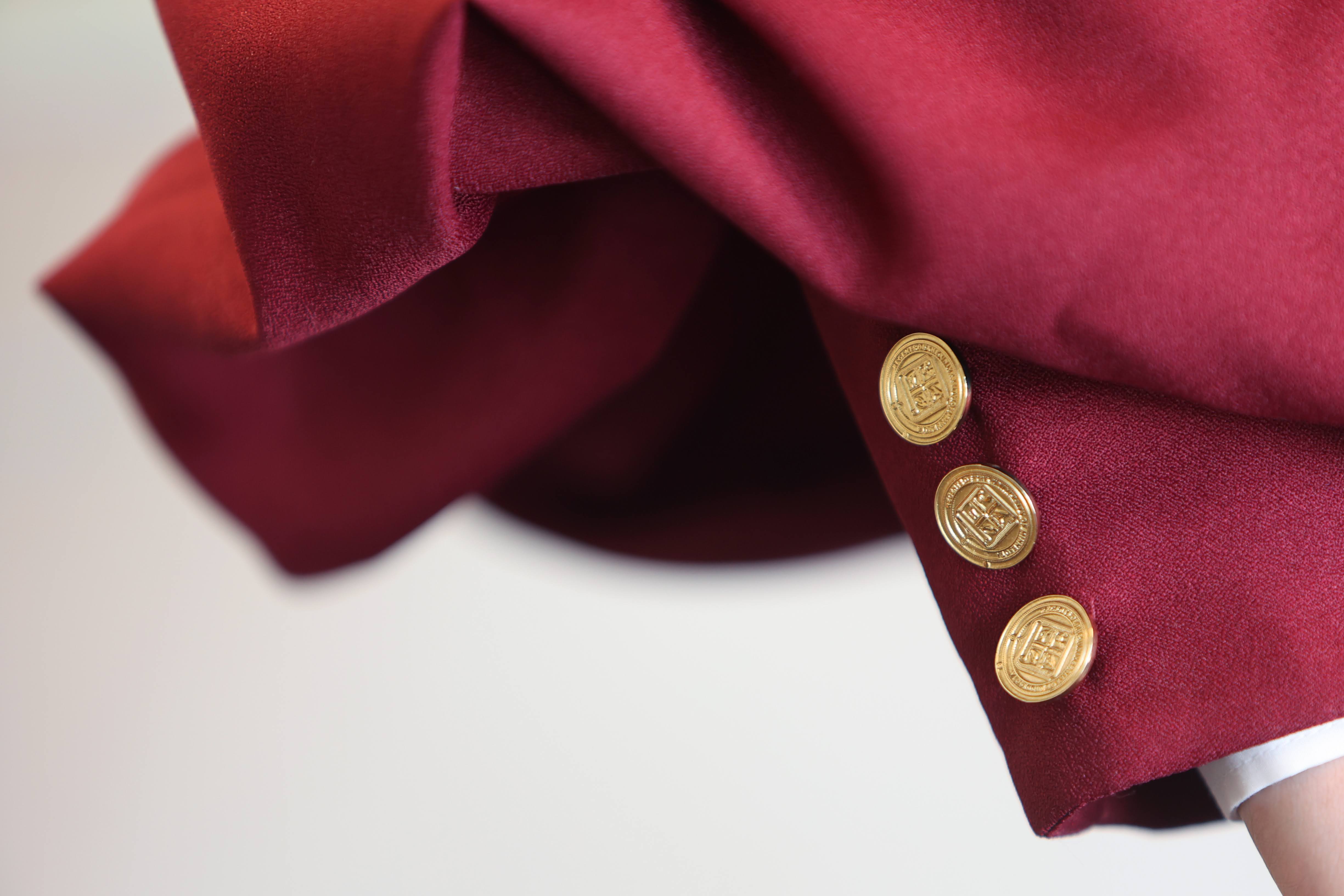 Centenary Gown | U of M Bookstores